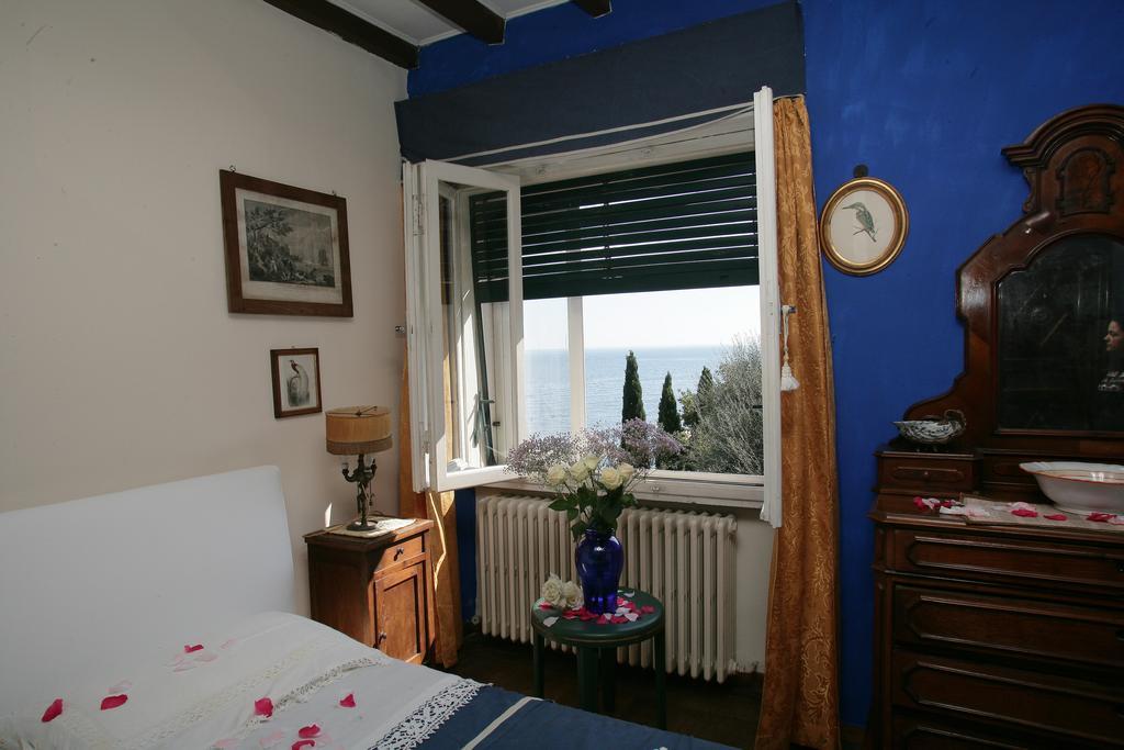 Villa Residence La Limonaia Гарняно Стая снимка
