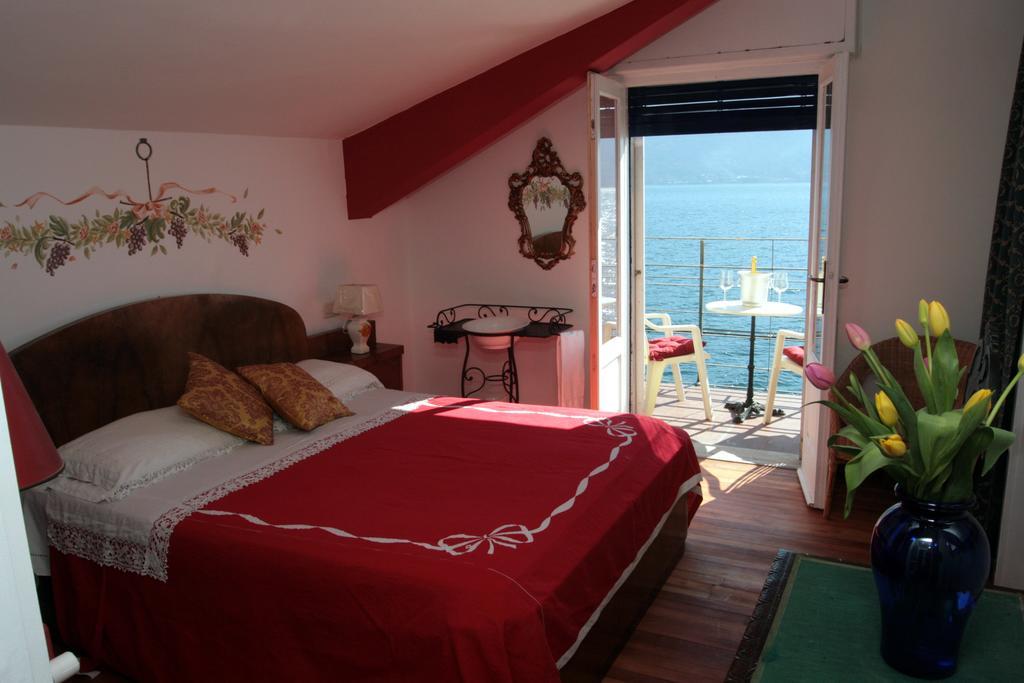 Villa Residence La Limonaia Гарняно Стая снимка