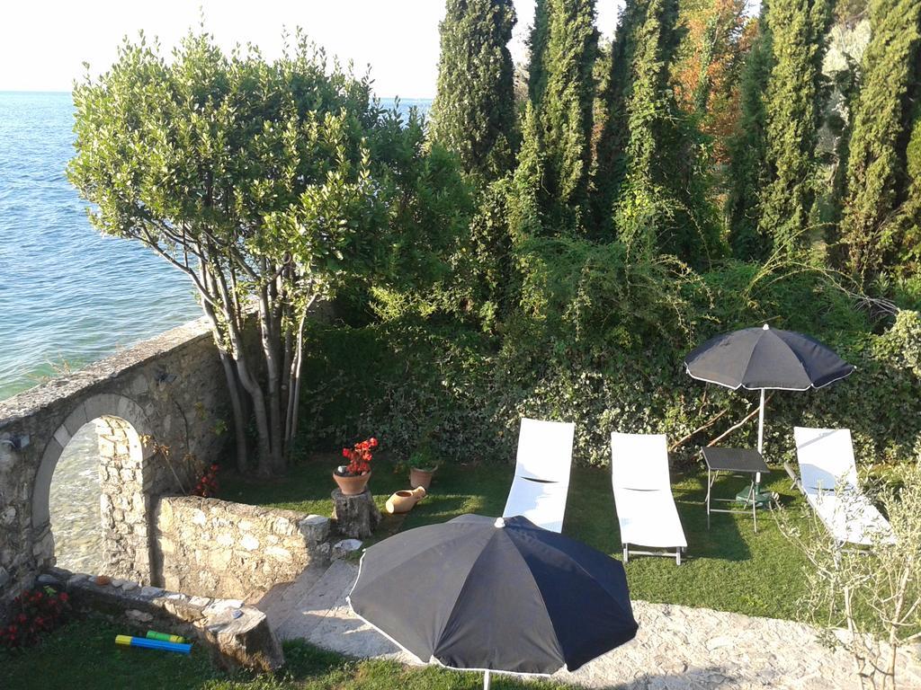 Villa Residence La Limonaia Гарняно Екстериор снимка
